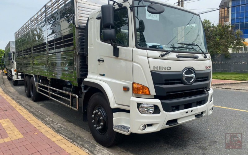 Xe chuyên dùng chở gia súc